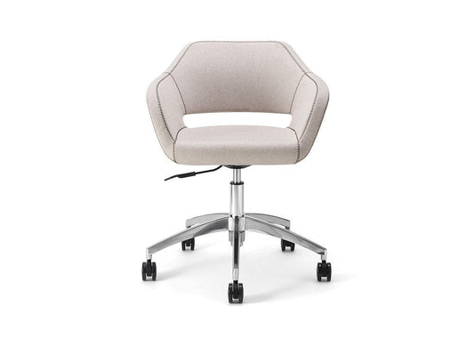 Manu 04 Base 106 Armchair