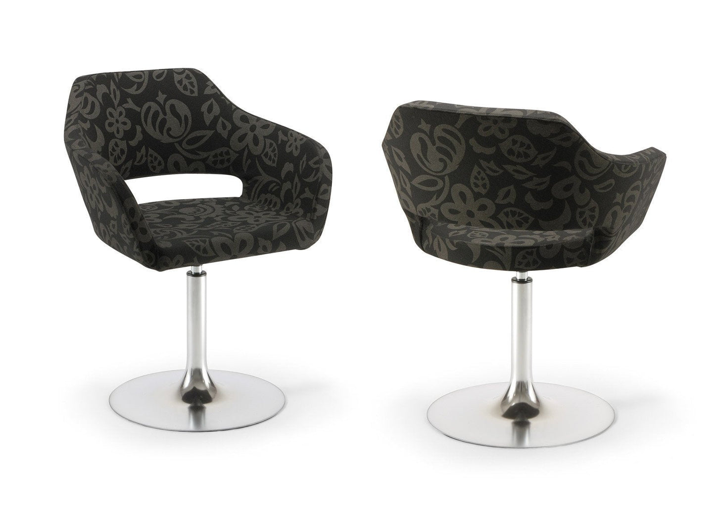 Manu 04 Base 107 Armchair