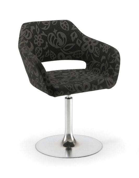 Manu 04 Base 107 Armchair