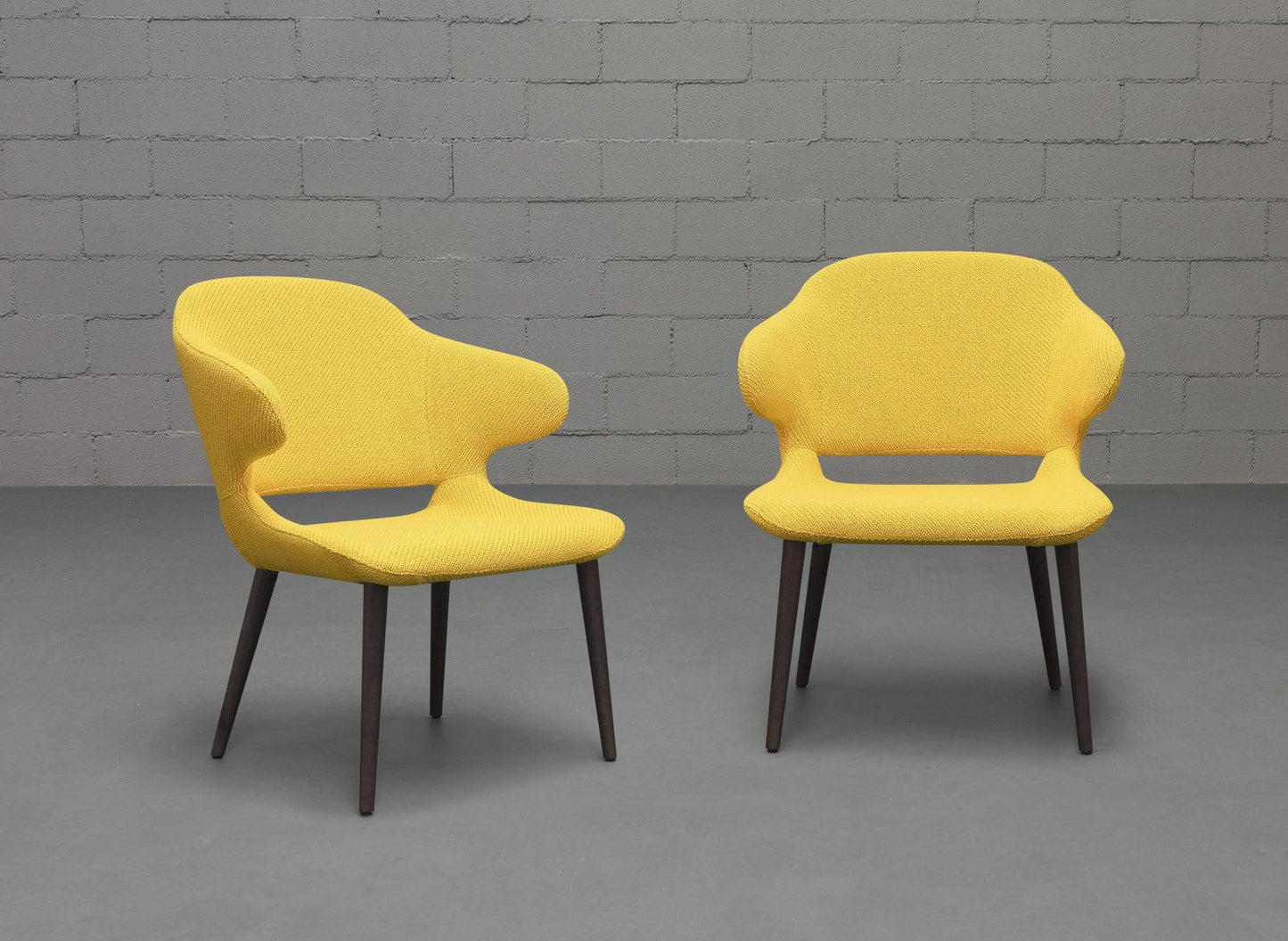 Margot 05 Base 100 Lounge Chair