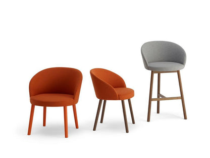Marilyn 7C32 Armchair