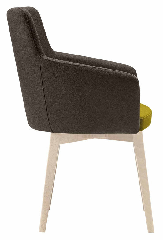 Marka 570 Armchair