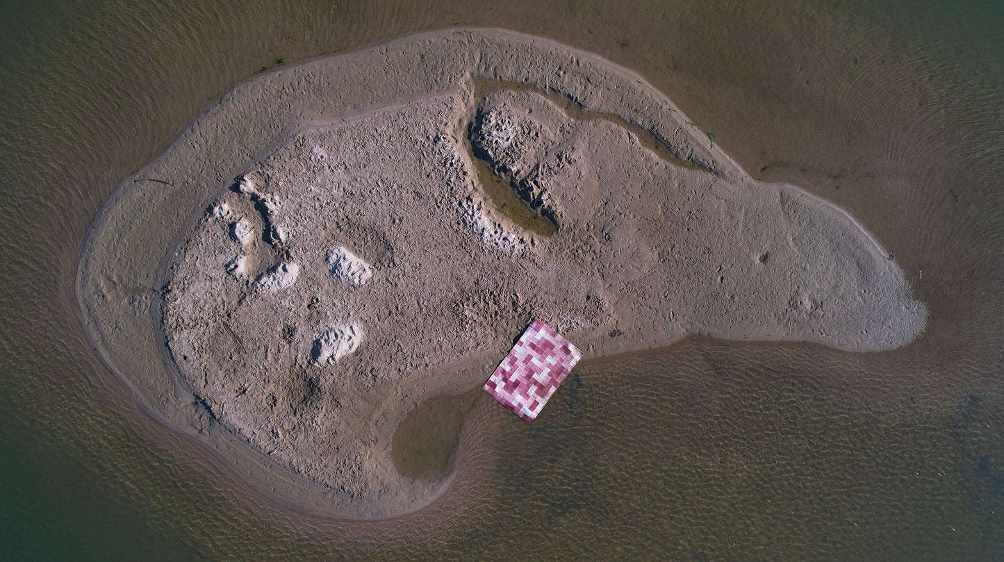 Masia Rug-Contract Furniture Store for hospitality, leisure & commercial projects