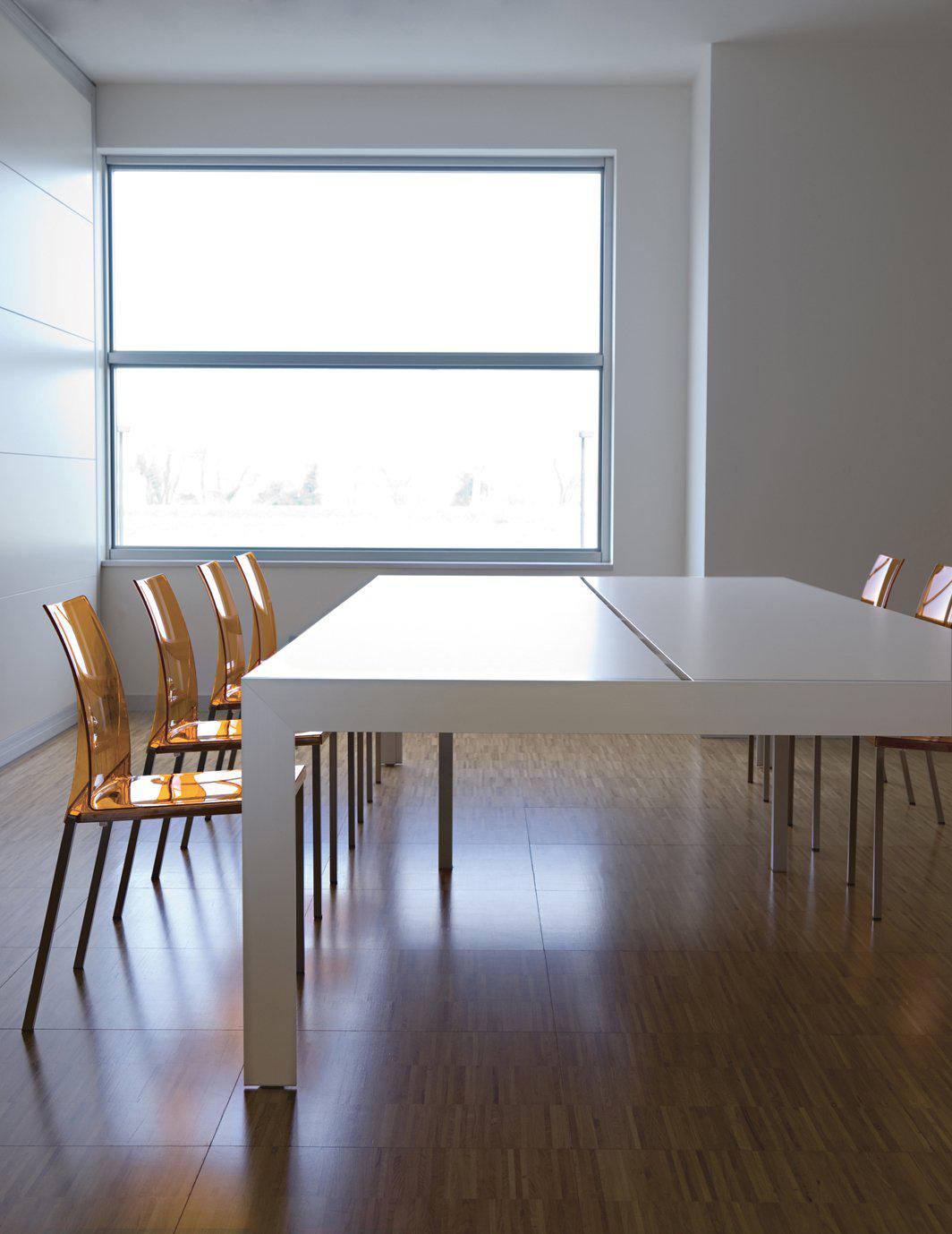 Matrix Desk-Contract Furniture Store for hospitality, leisure & commercial projects