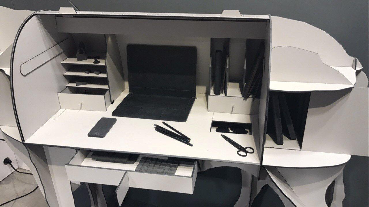 Maturin The Donkey Desk