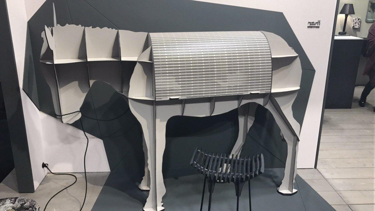 Maturin The Donkey Desk