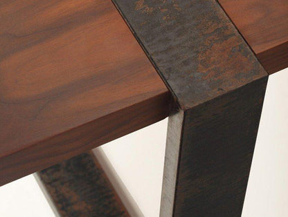 Max Dining Table