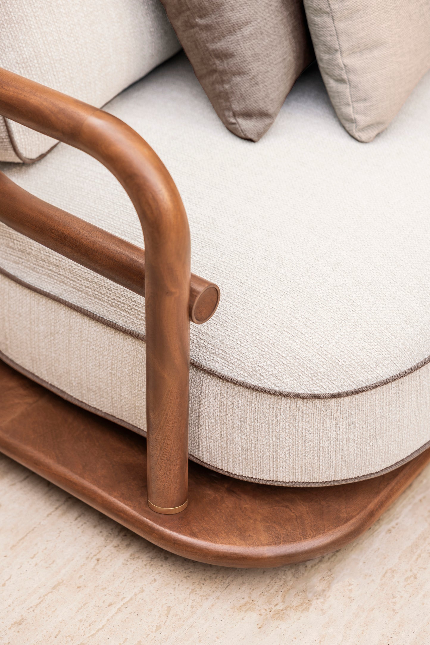 Meridies Modular Sofa-Contract Furniture Store for hospitality, leisure & commercial projects