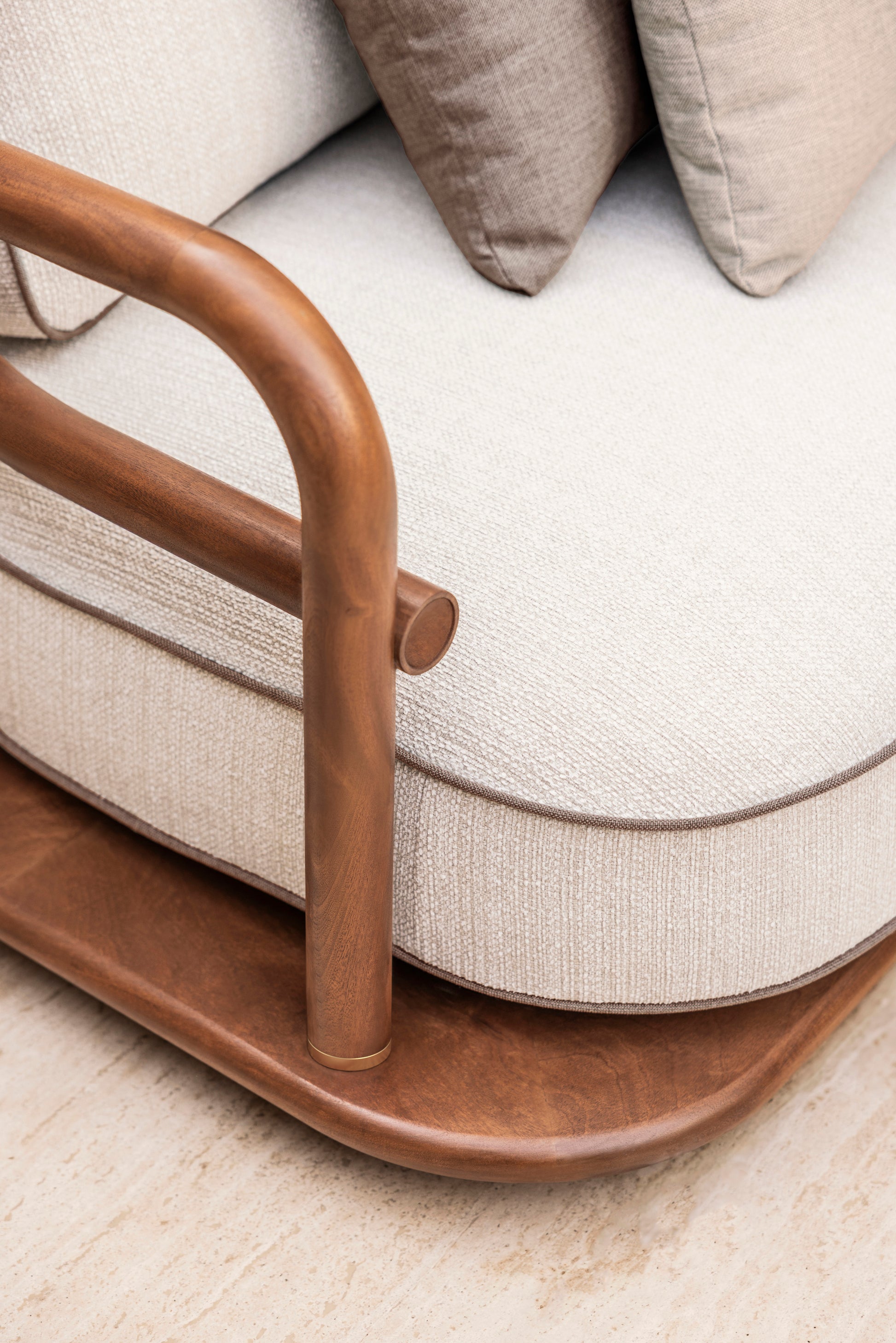 Meridies Modular Sofa-Contract Furniture Store for hospitality, leisure & commercial projects