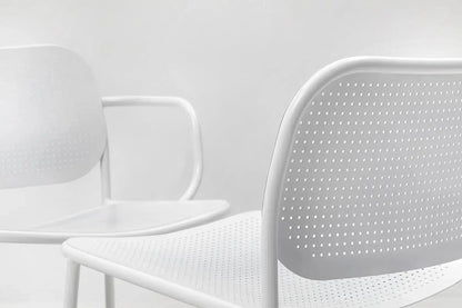 Metis Dot Lounge Chair-Contract Furniture Store for hospitality, leisure & commercial projects