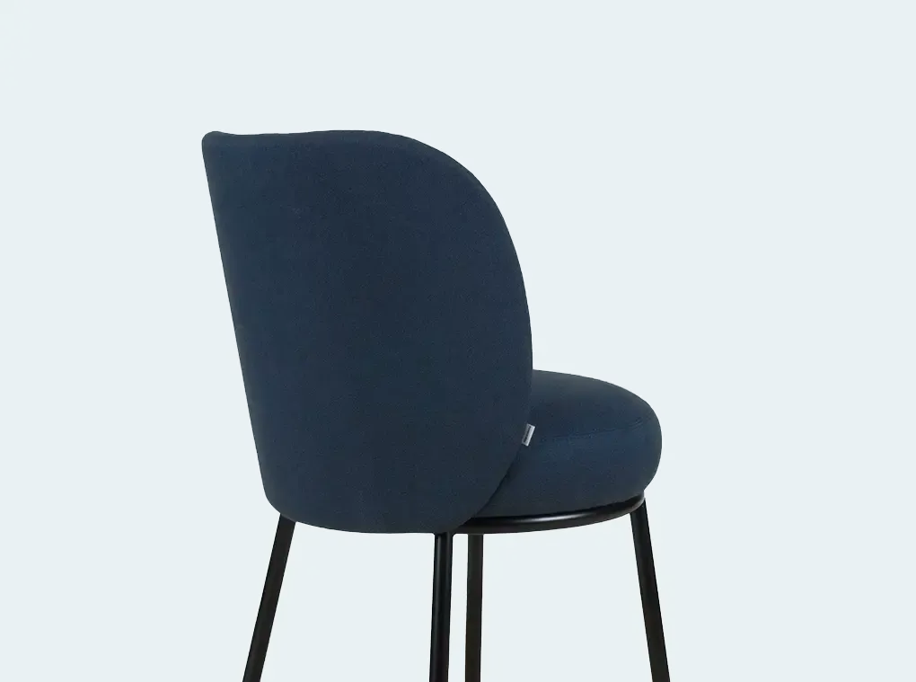 Metiz 480 Side Chair-Contract Furniture Store for hospitality, leisure & commercial projects