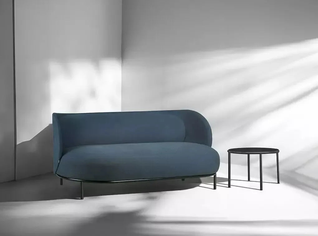 Metiz 480 Sofa-Contract Furniture Store for hospitality, leisure & commercial projects