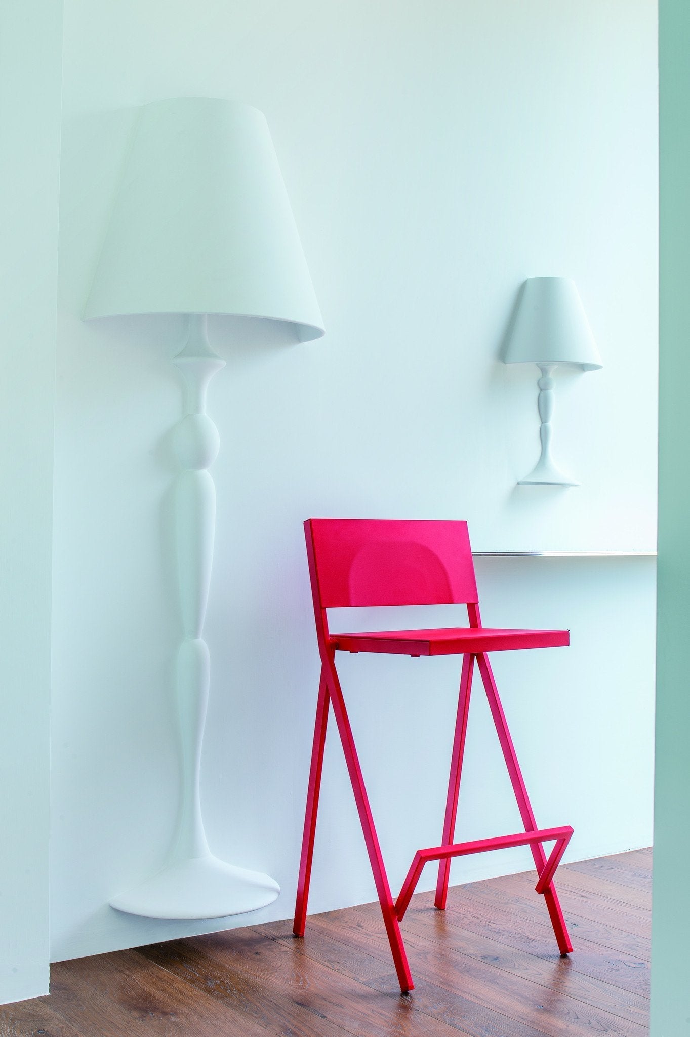 Mia 412 High Stool
