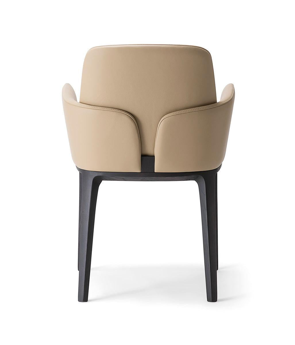 Mila 102 PO Armchair-Contract Furniture Store for hospitality, leisure & commercial projects