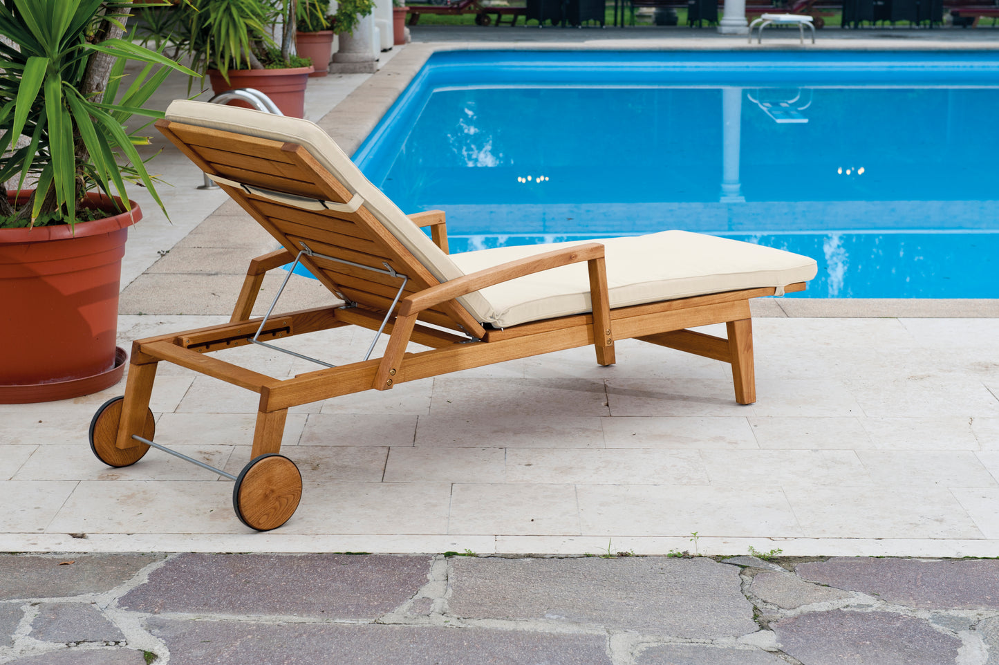 Milano Lounger