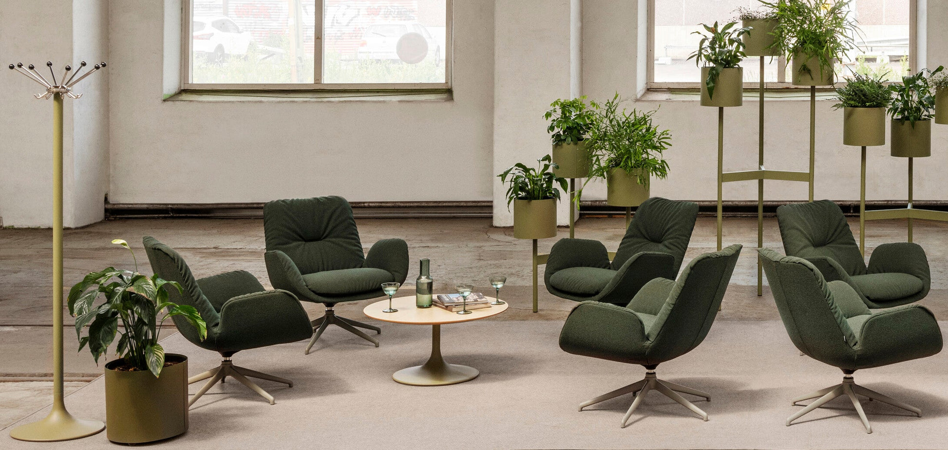 Milo Low 09 Lounge Chair