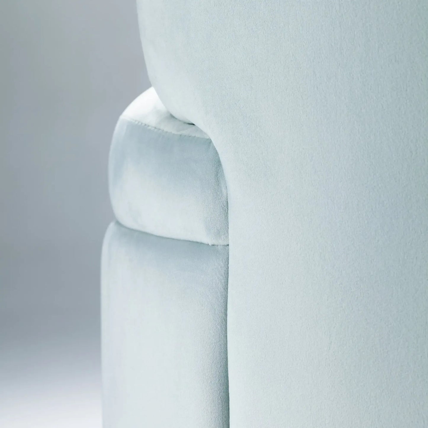 Mimi Chair-Contract Furniture Store for hospitality, leisure & commercial projects