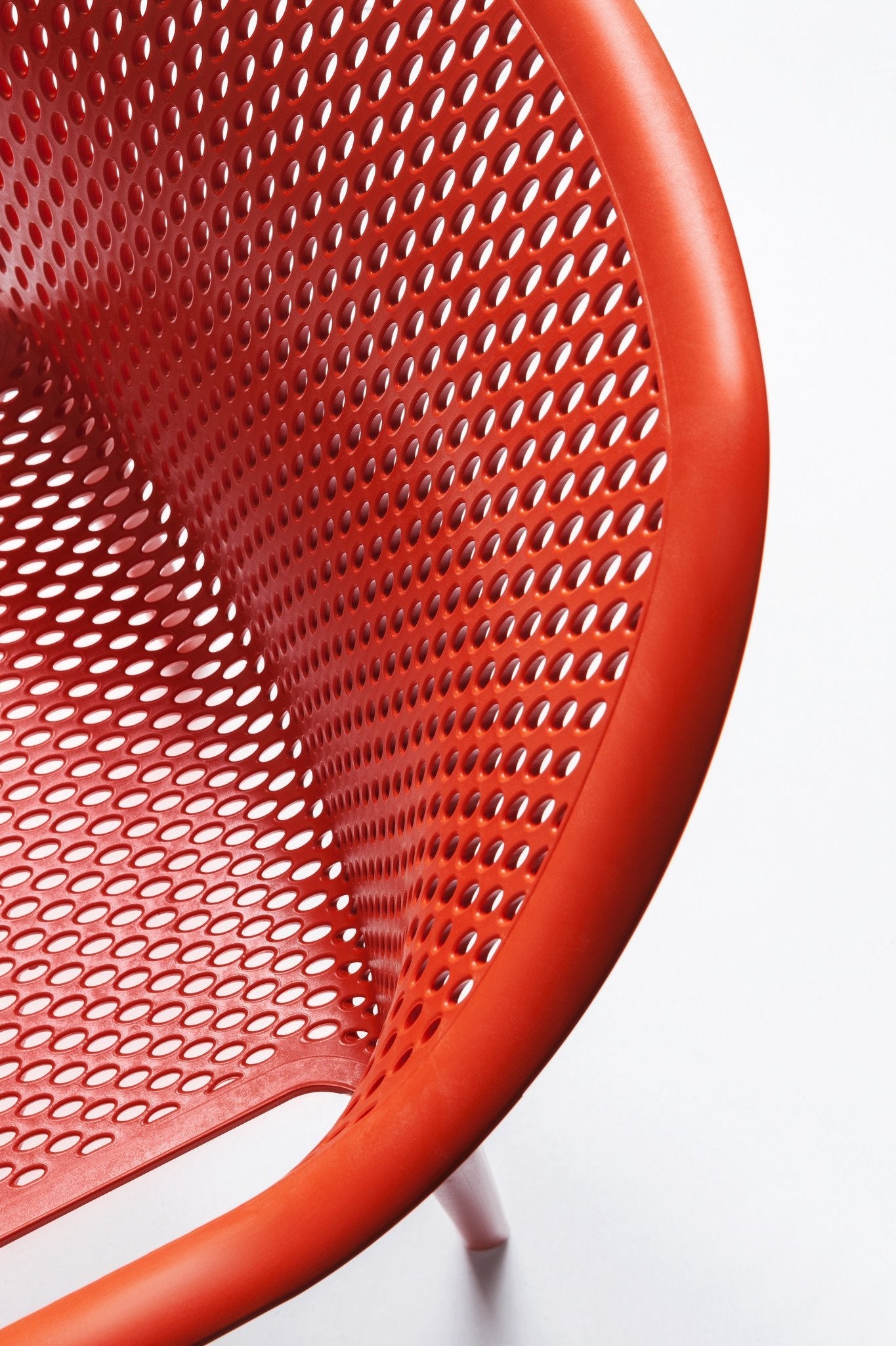 Minush Armchair