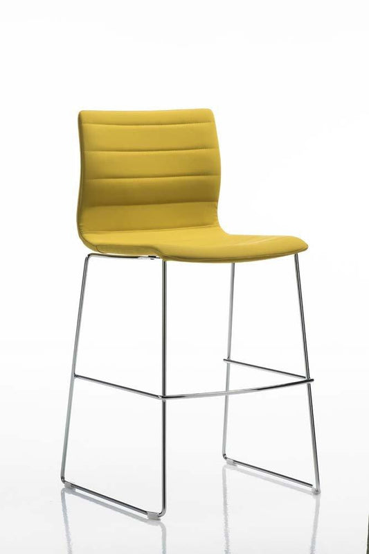Miss High Stool
