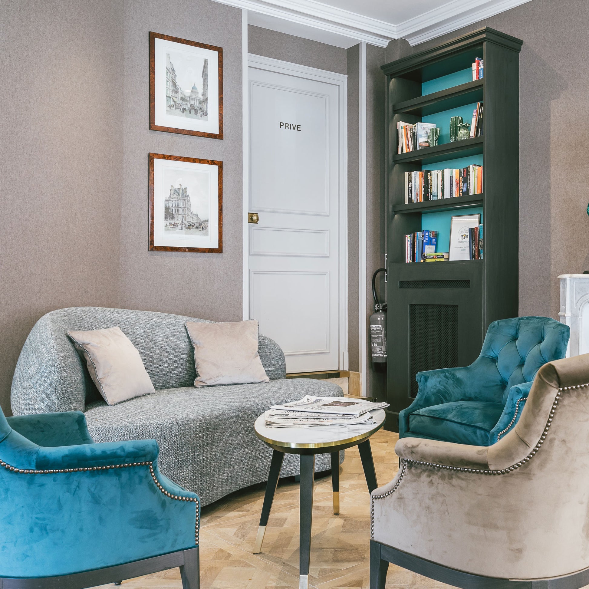 Mist Lounge Armchair-Contract Furniture Store for hospitality, leisure & commercial projects