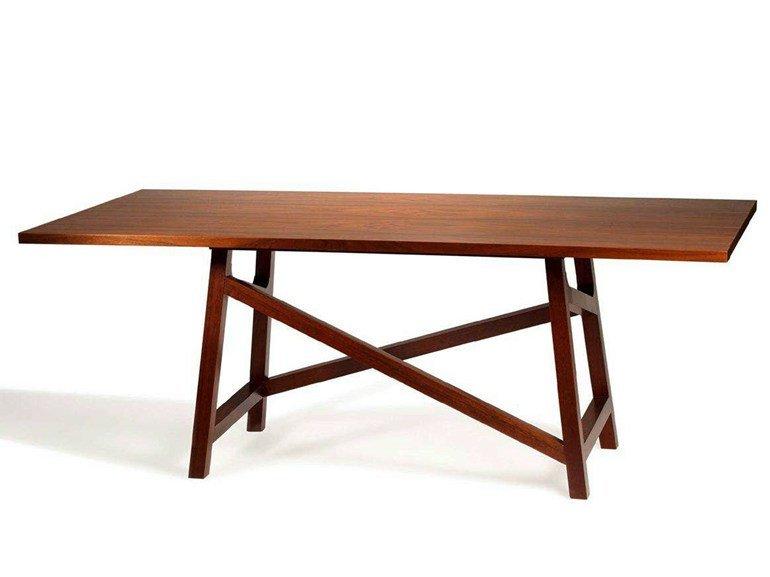 Miu Dining Table