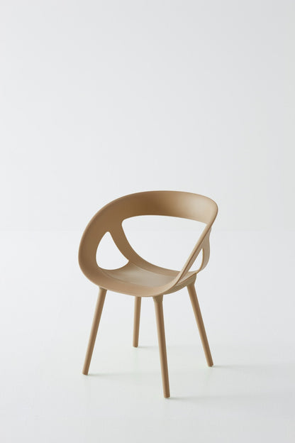 Moema BP Side Chair