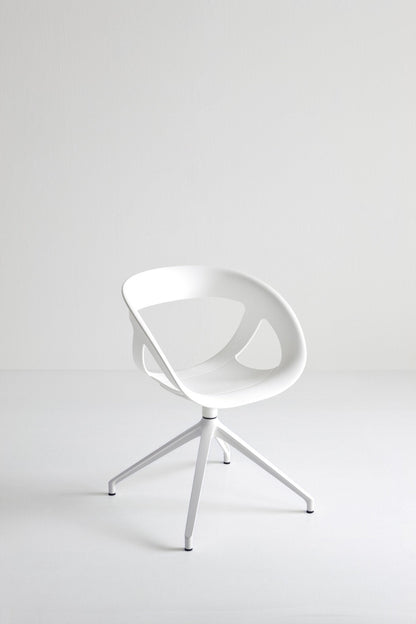 Moema U Side Chair