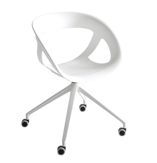 Moema UR Side Chair
