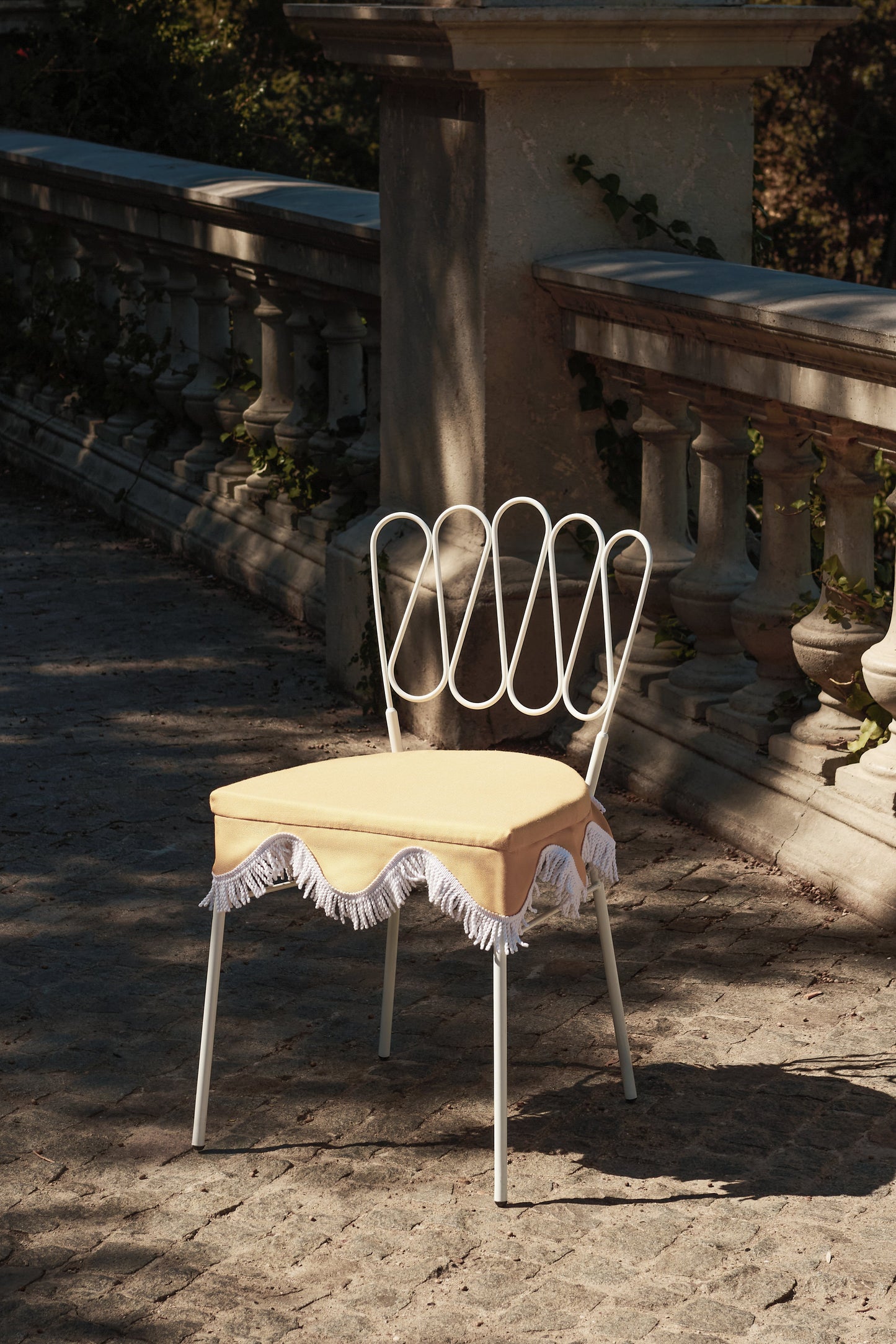 Moi Aussi 105 Armchair-Contract Furniture Store for hospitality, leisure & commercial projects