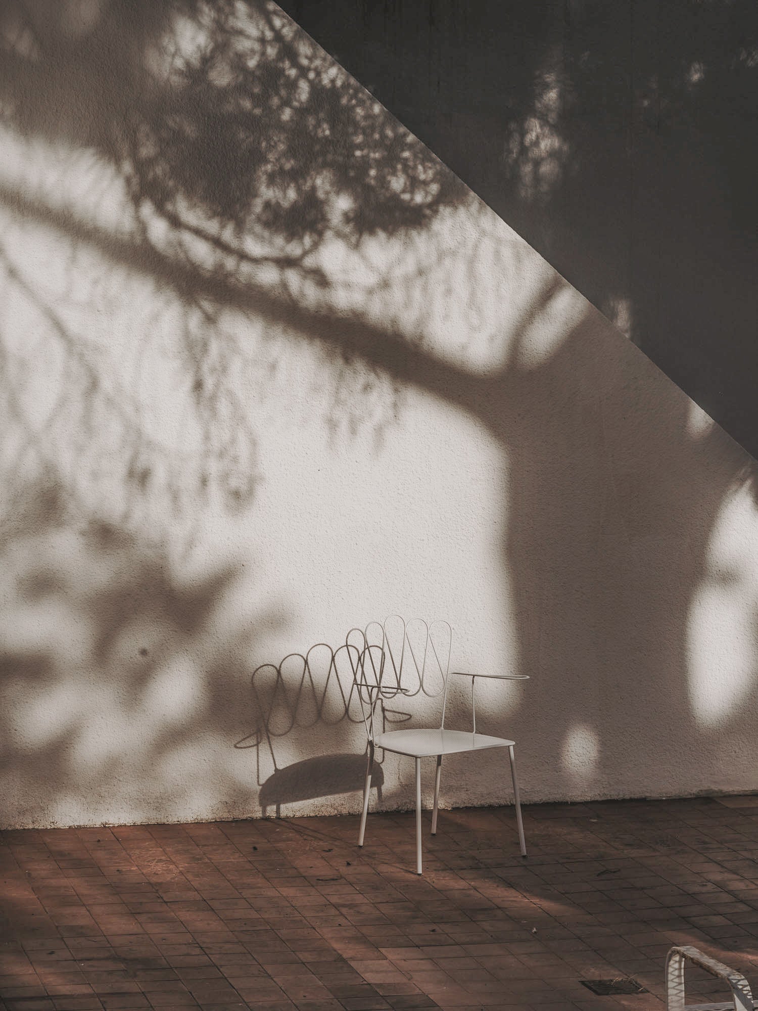 Moi Aussi 105 Armchair-Contract Furniture Store for hospitality, leisure & commercial projects