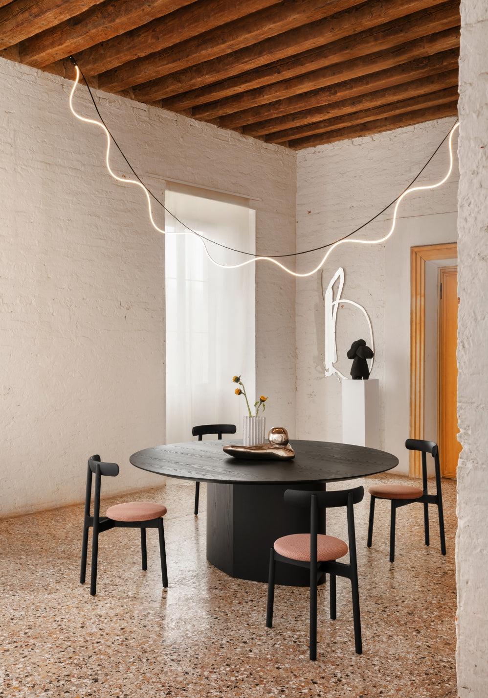Monoplauto Dining Table