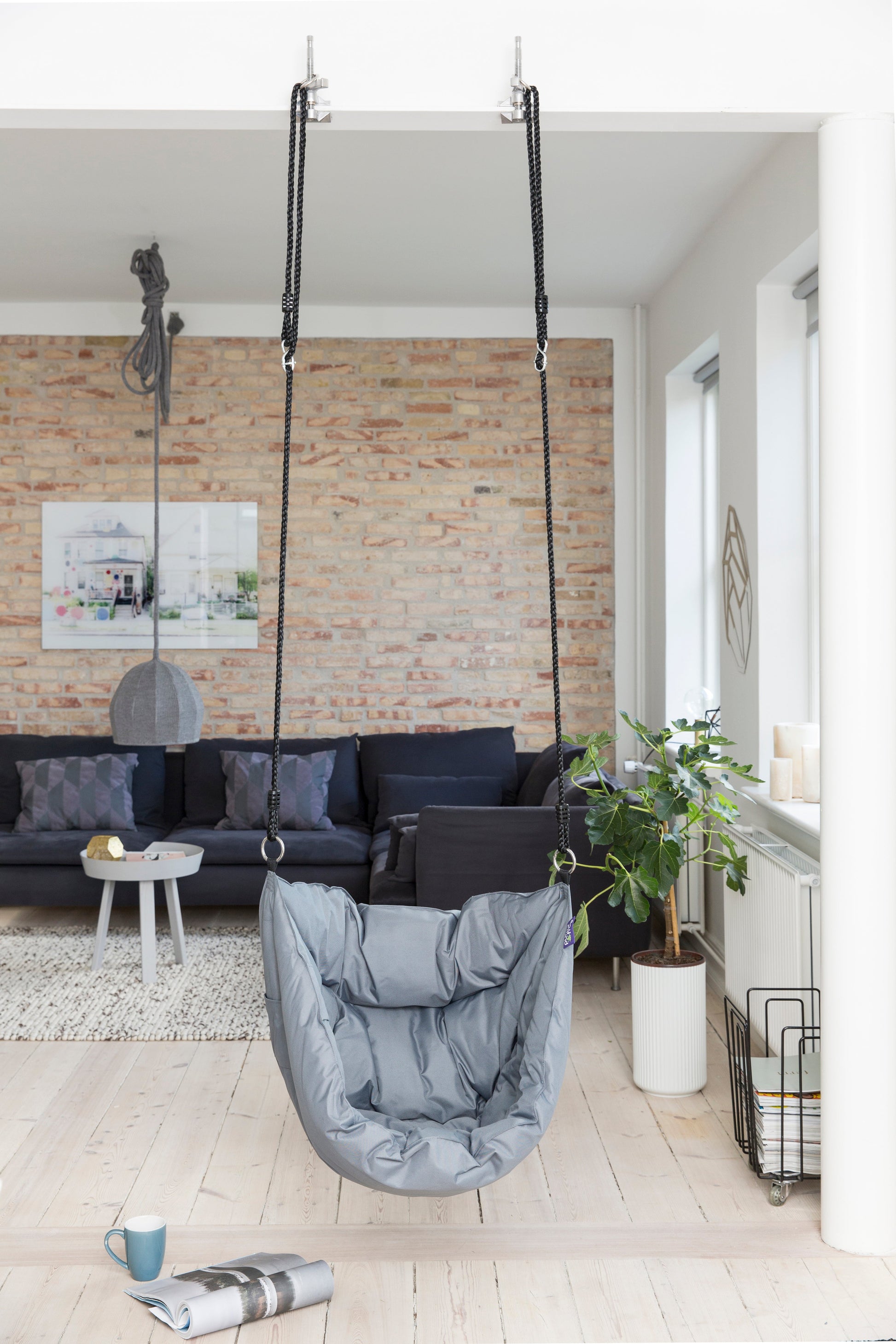 Moonboat Hammock-Contract Furniture Store for hospitality, leisure & commercial projects