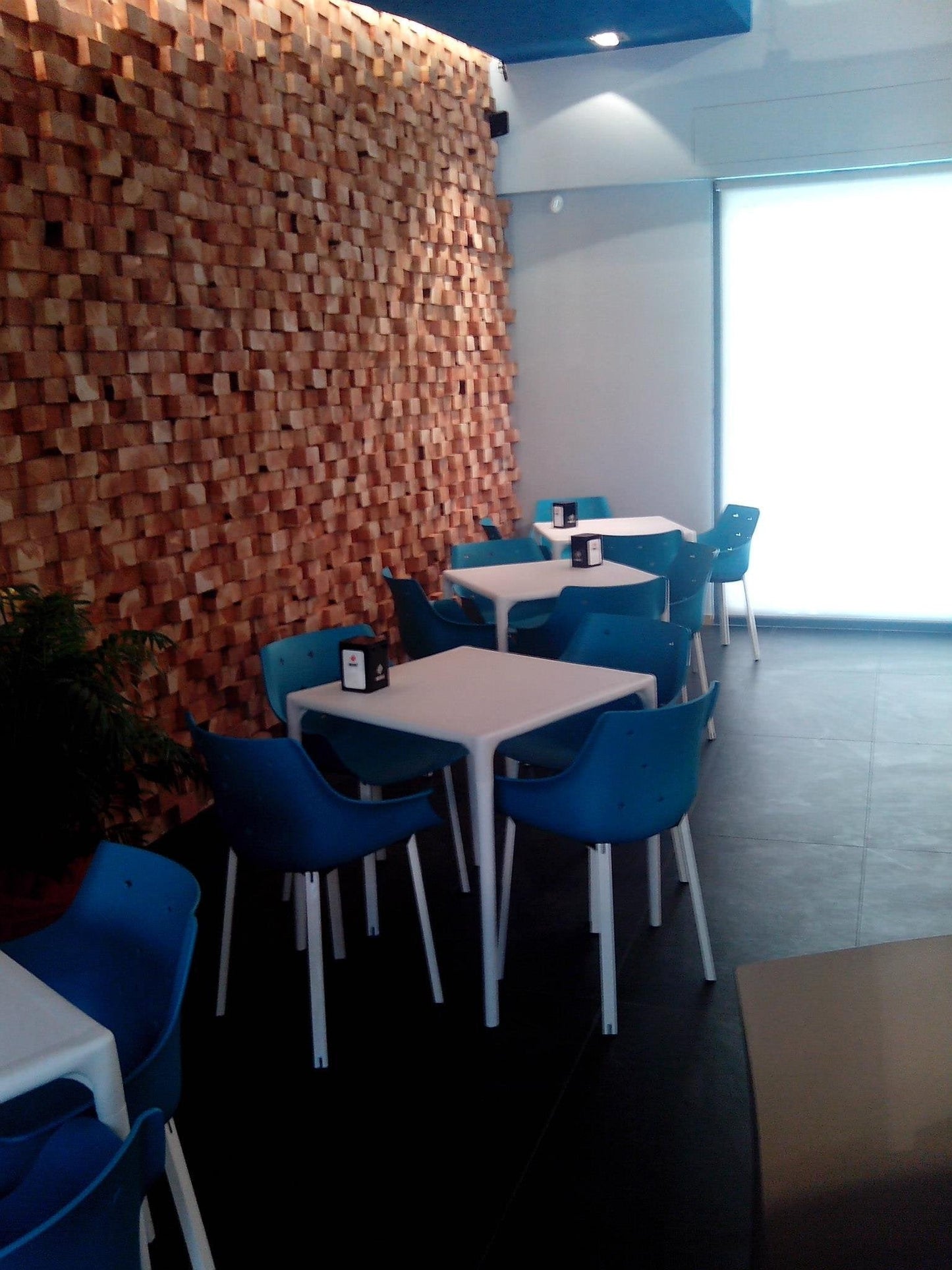 More NA Armchair