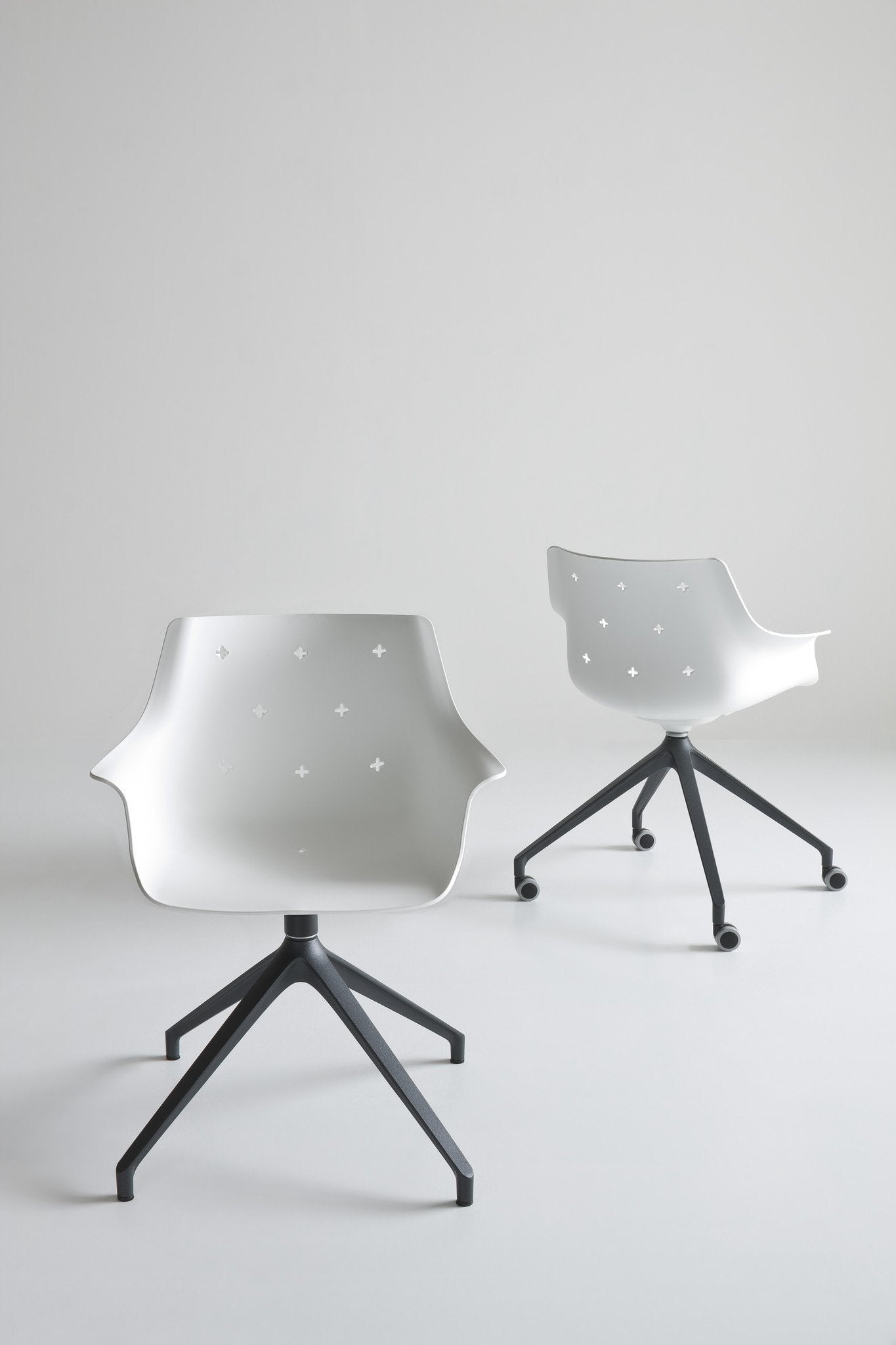 More U Armchair