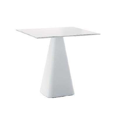Mug Dining Table-Contract Furniture Store for hospitality, leisure & commercial projects