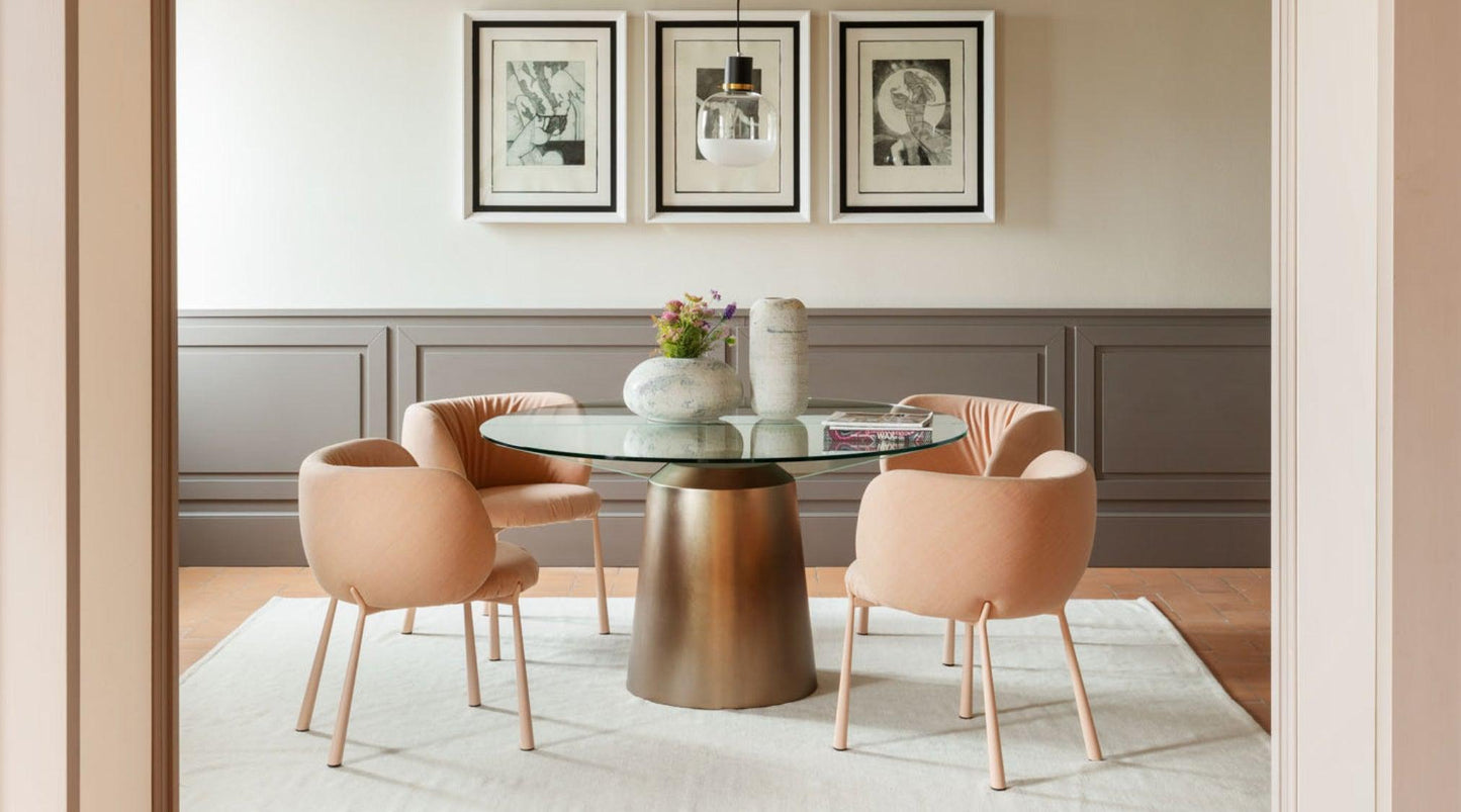 Mys Armchair