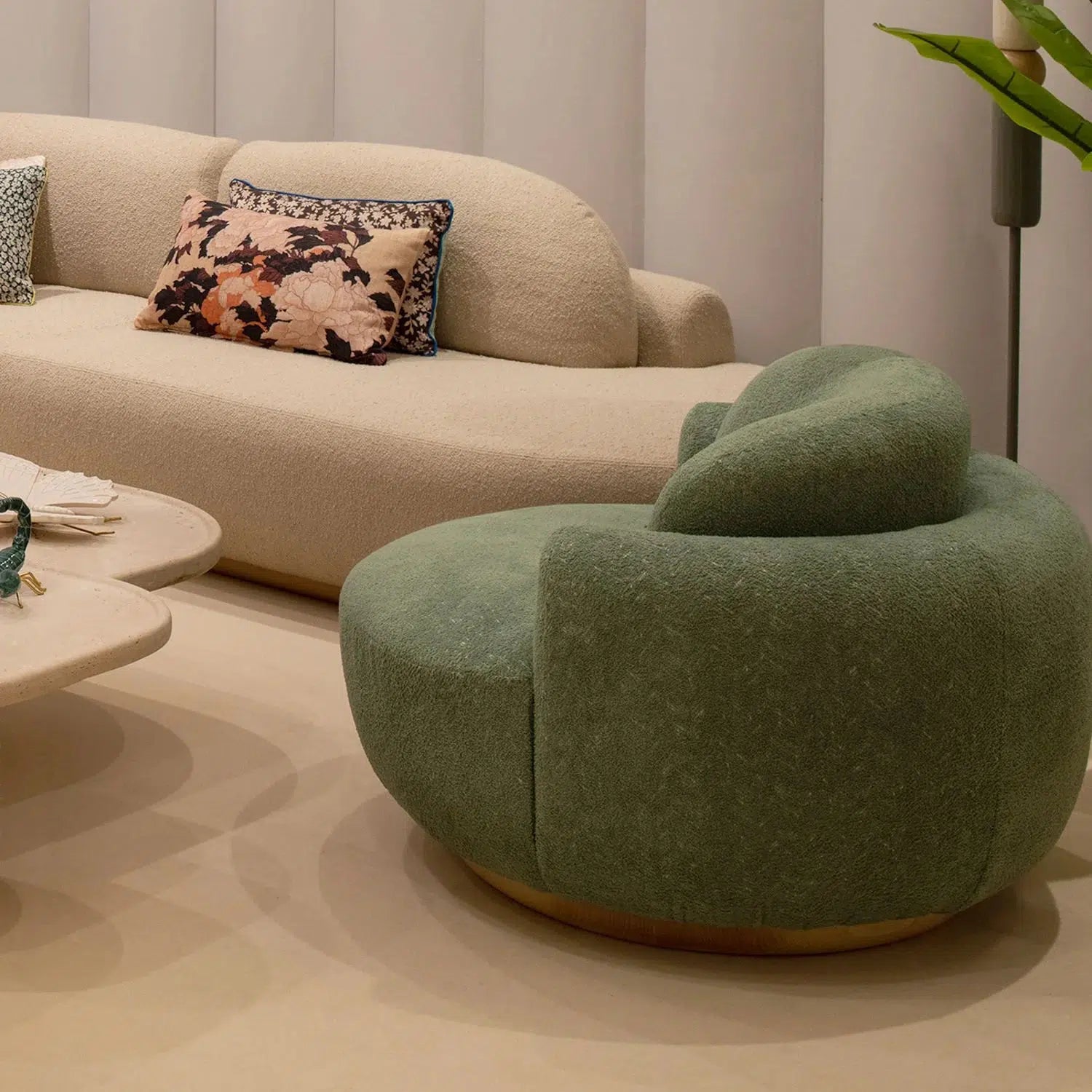 Naked Armchair-Contract Furniture Store for hospitality, leisure & commercial projects