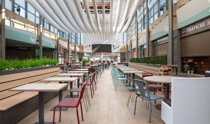 Nápoles Side Chair-Contract Furniture Store for hospitality, leisure & commercial projects