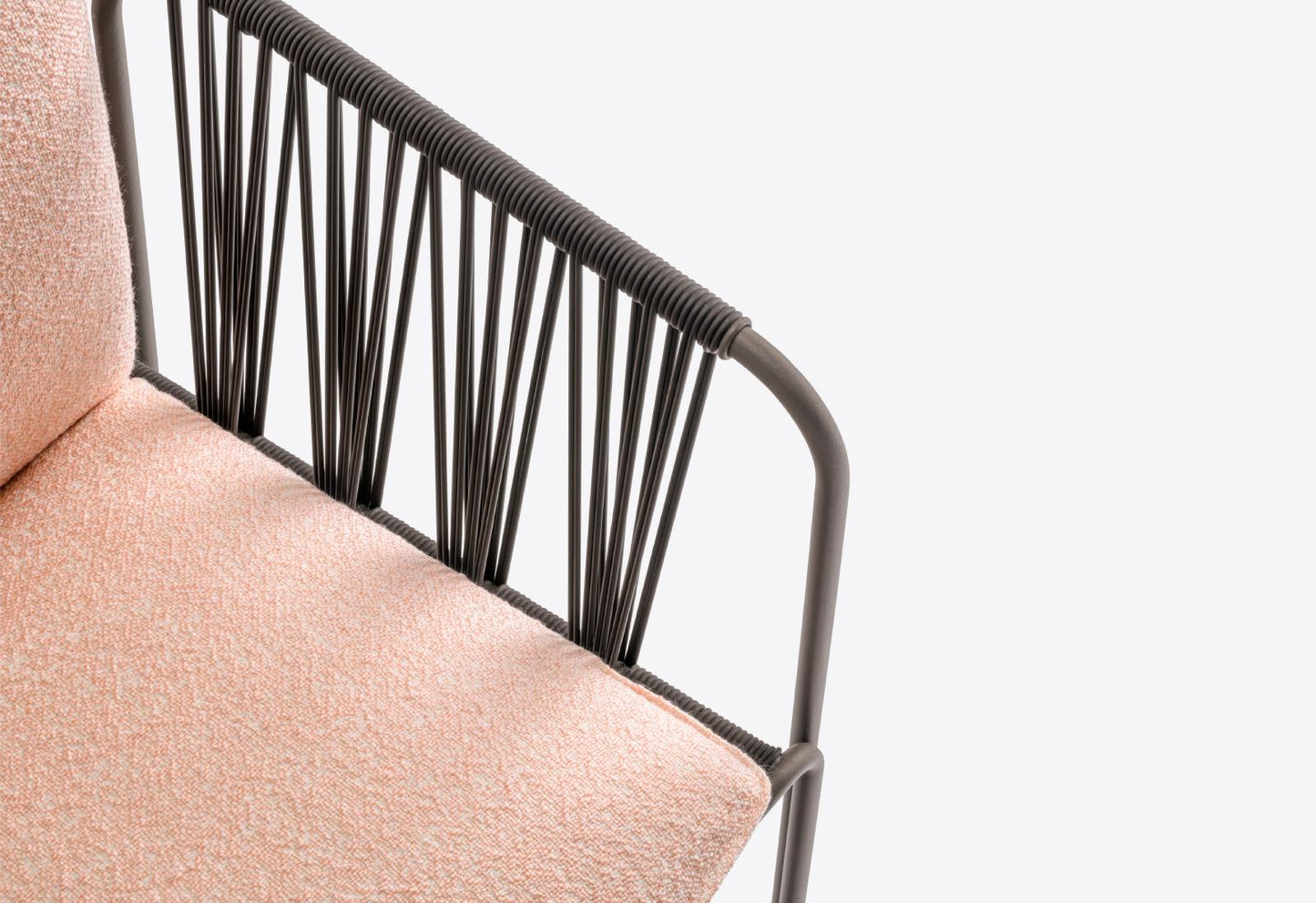 Narì 6360 Armchair-Contract Furniture Store for hospitality, leisure & commercial projects