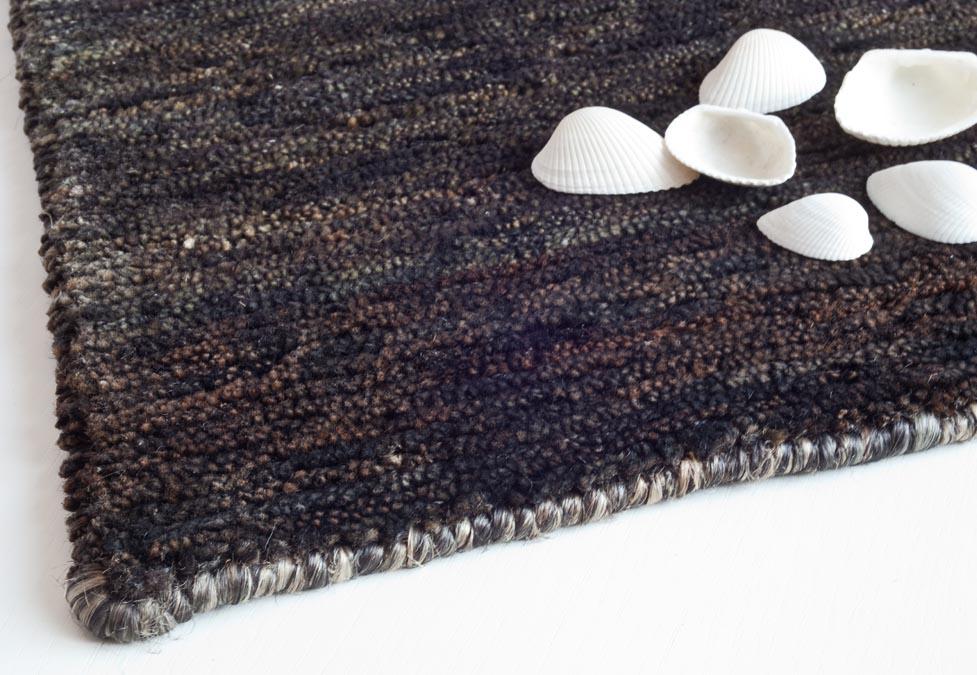 Natural Noche Black Rug
