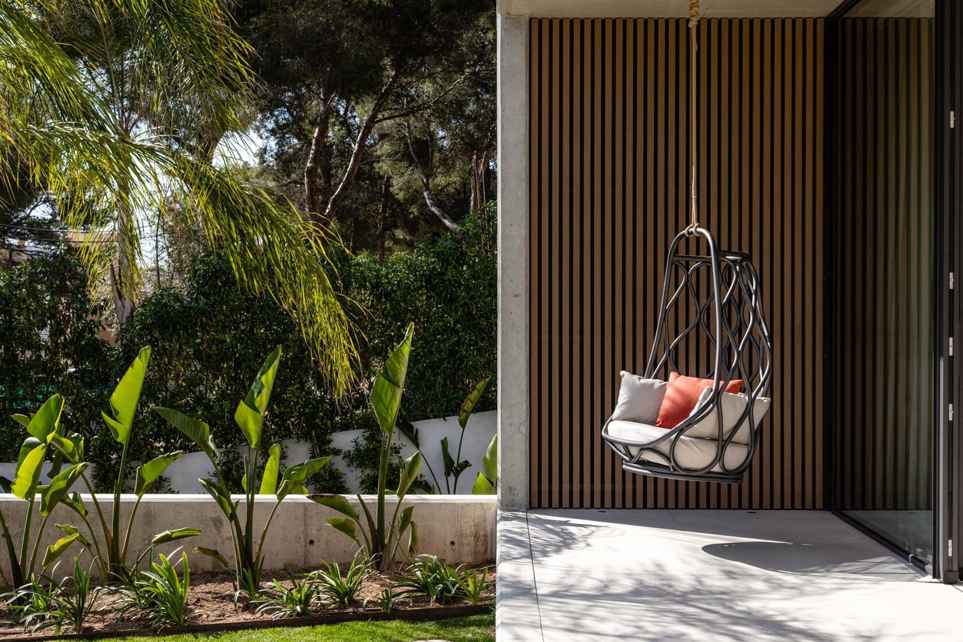 Nautica Swing Chair-Contract Furniture Store for hospitality, leisure & commercial projects