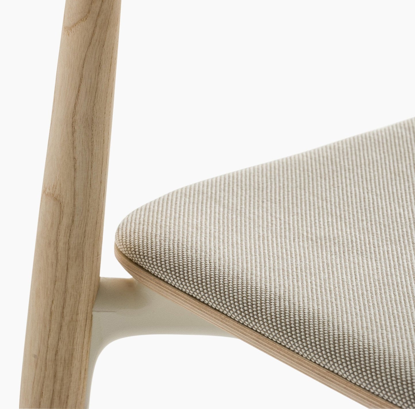 Nemea 2821 Side Chair