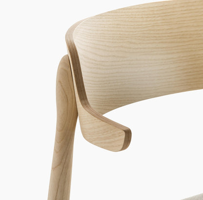 Nemea 2826 Armchair