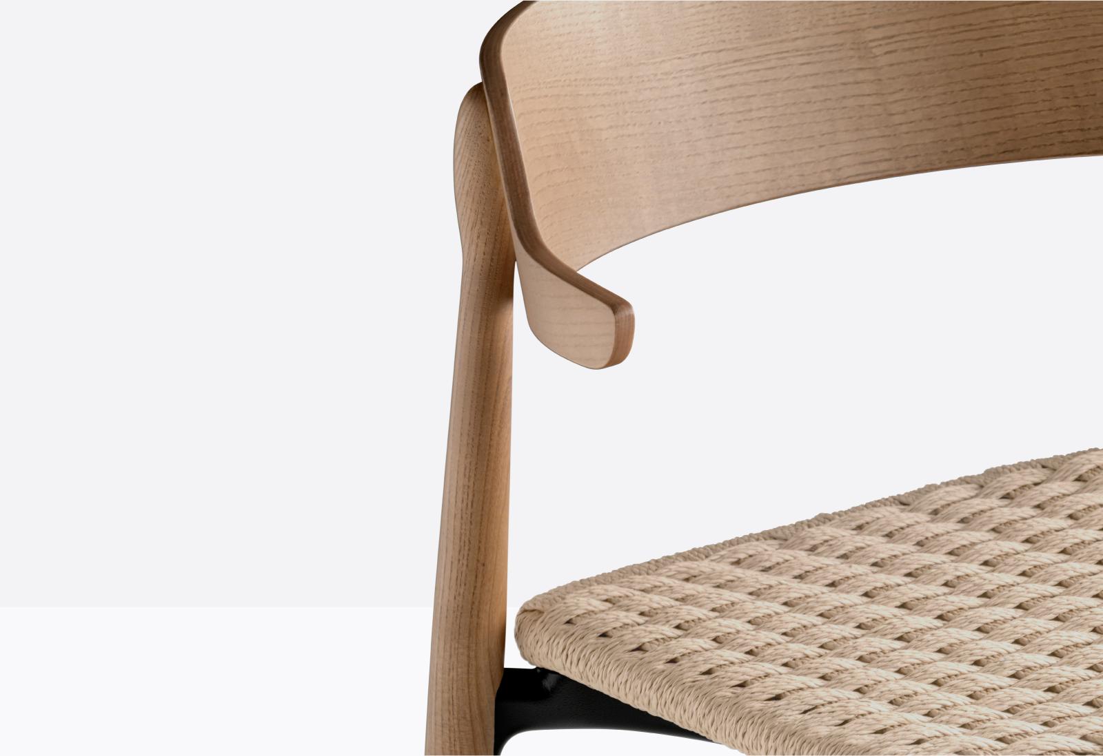 Nemea 2827 Armchair-Contract Furniture Store for hospitality, leisure & commercial projects