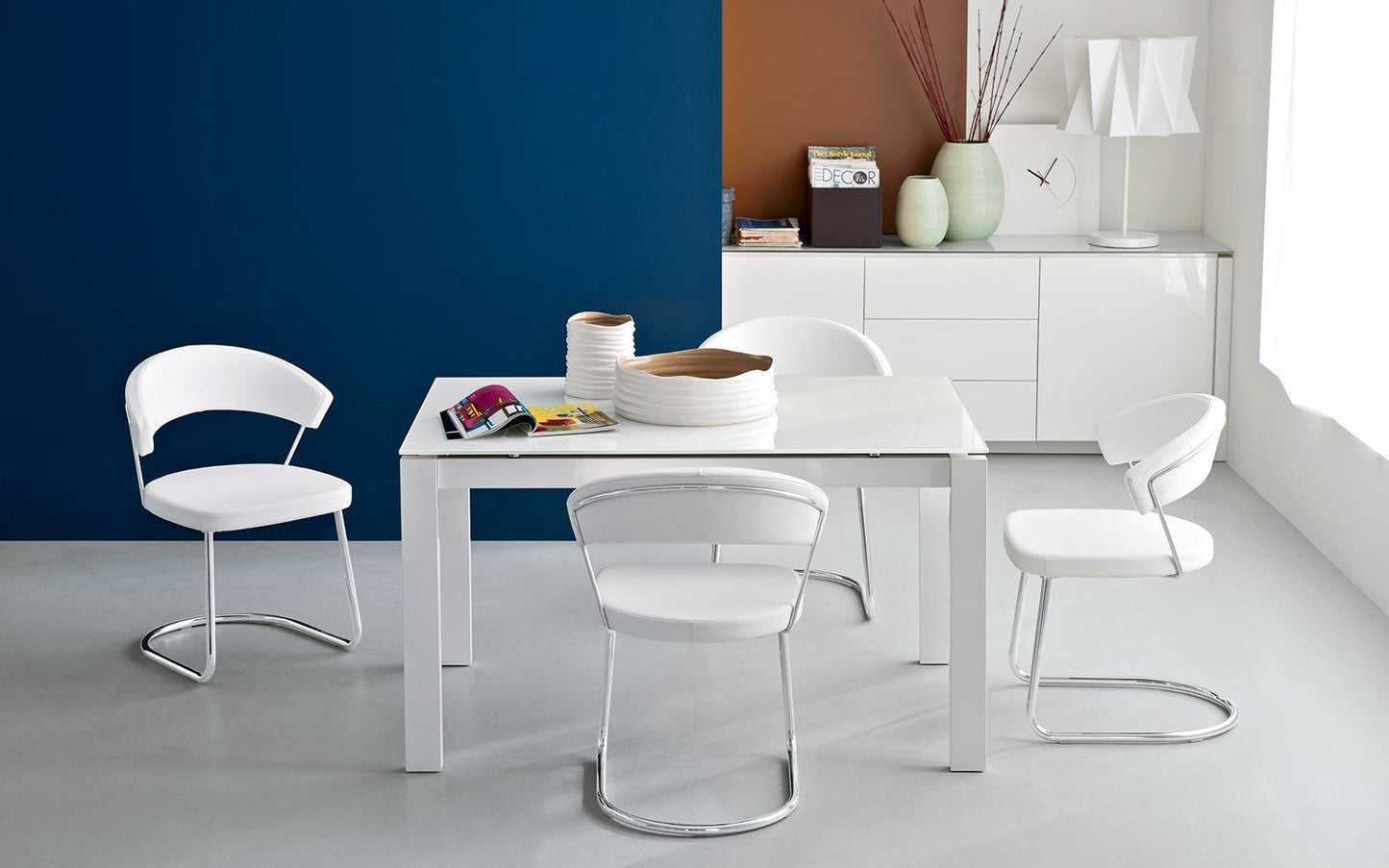 New York Cantilever Side Chair