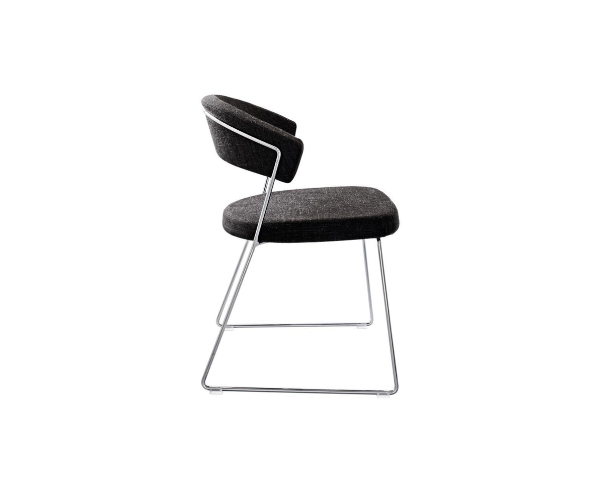 New York Side Chair c/w Sled Legs-Calligaris-Contract Furniture Store