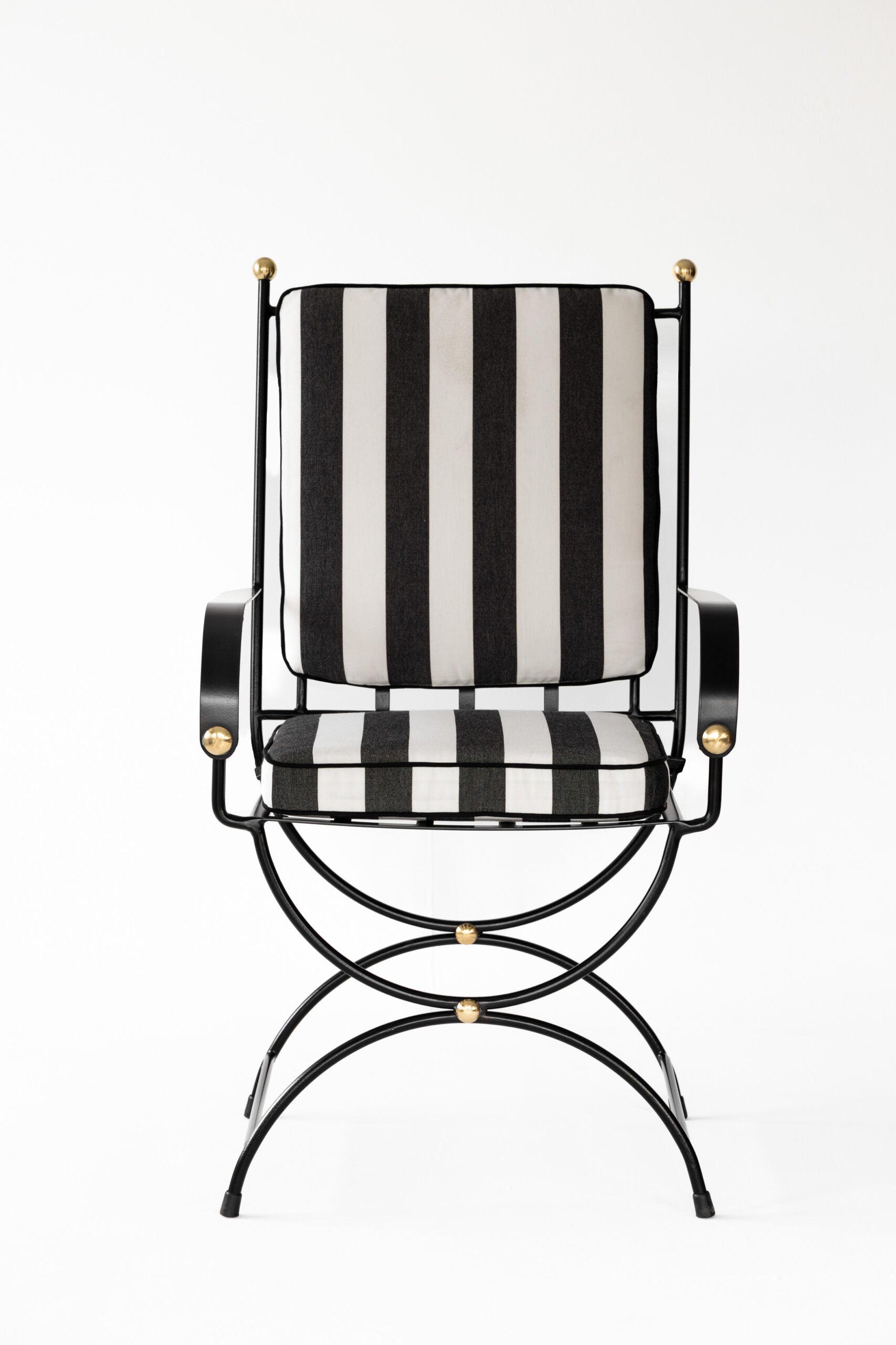 Nice Armchair-Contract Furniture Store for hospitality, leisure & commercial projects