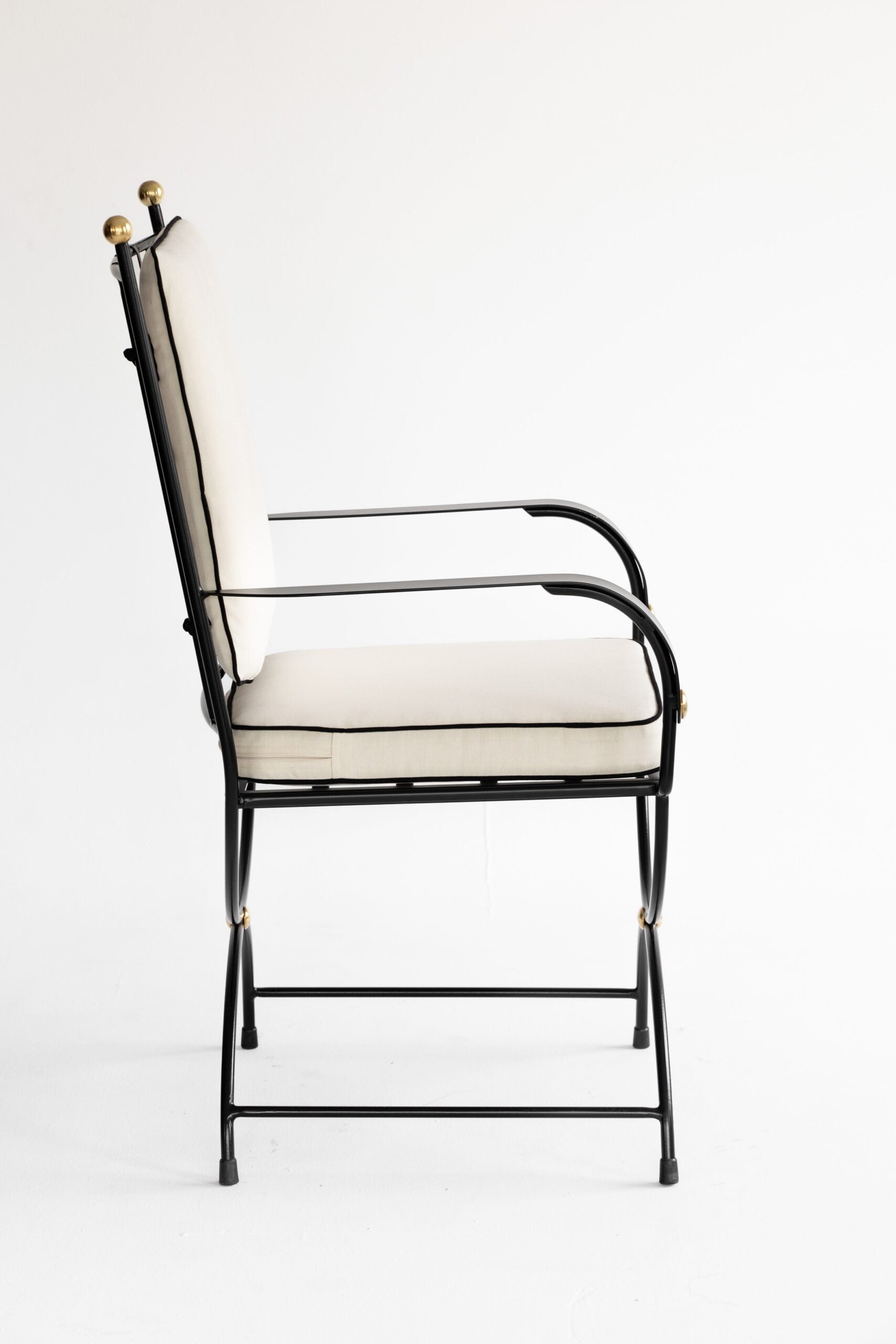 Nice Armchair-Contract Furniture Store for hospitality, leisure & commercial projects