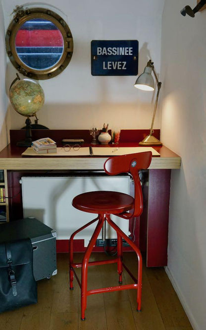 Nicolle® Adjustable Metal High Stool-Contract Furniture Store for hospitality, leisure & commercial projects