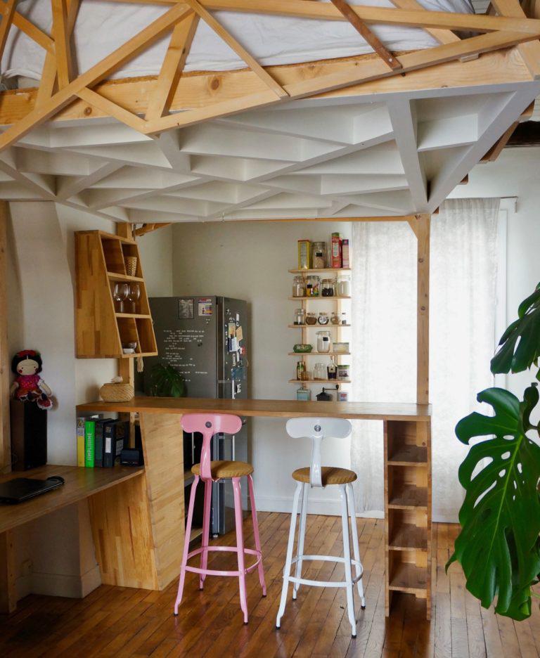 Nicolle® Loom & Metal High Stool